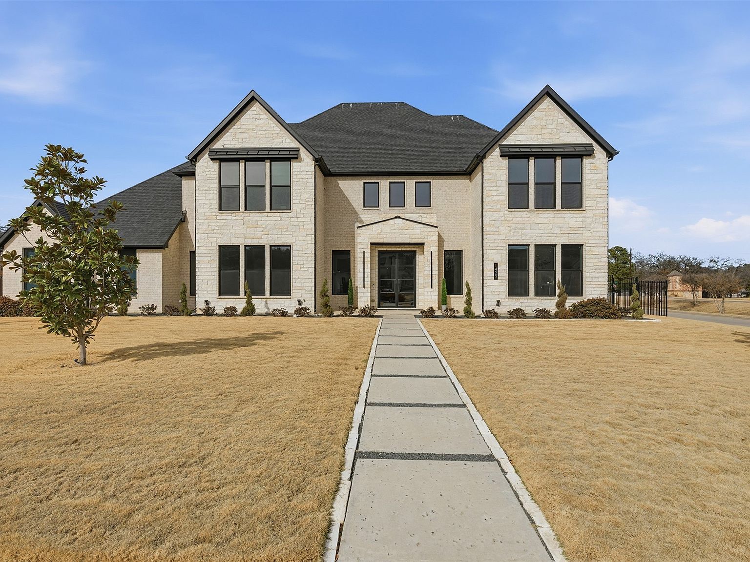 1423 Hawthorne Ln Keller, TX 76262 - Thumbnail 5