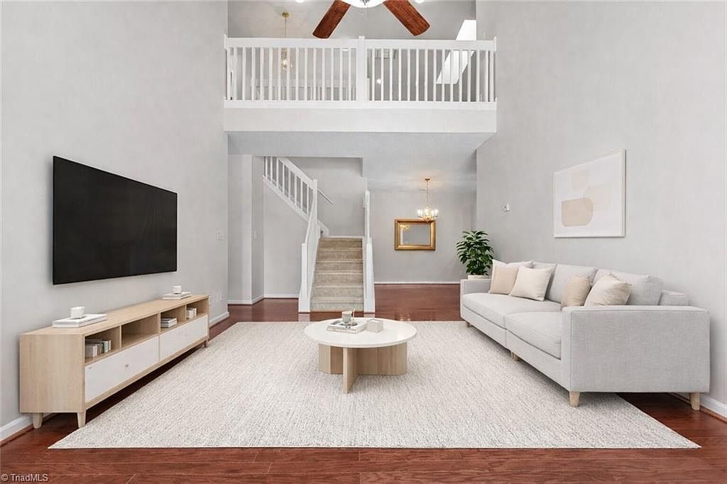 1004 Gretchen Ln Unit A Greensboro, NC 27410 - Thumbnail 5