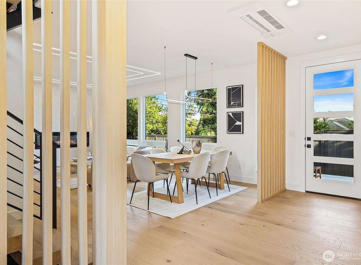 7358 33rd Ave NE Seattle, WA 98115 - Thumbnail 5