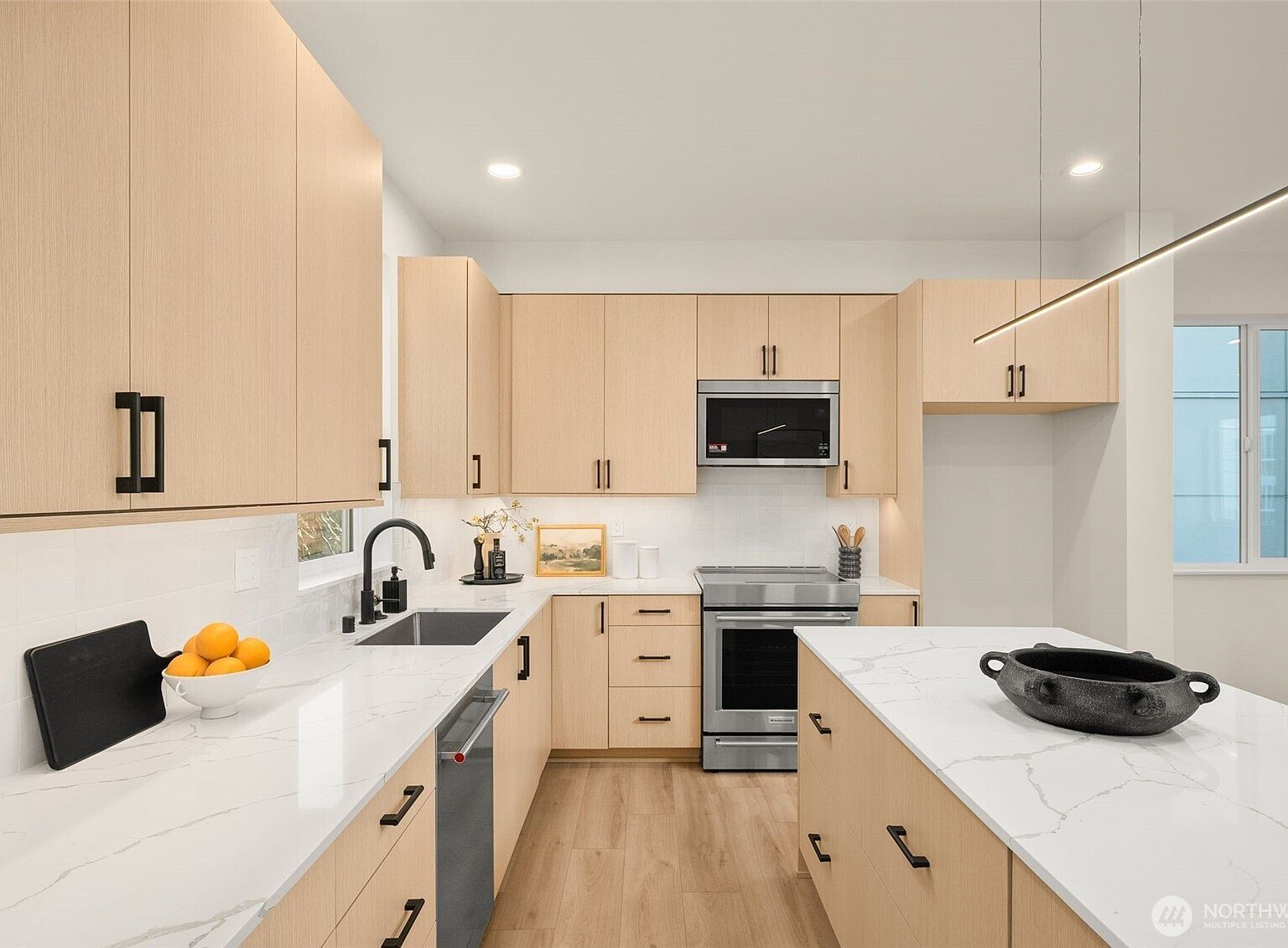 2647 A NW #63 Seattle, WA 98107 - Thumbnail 5