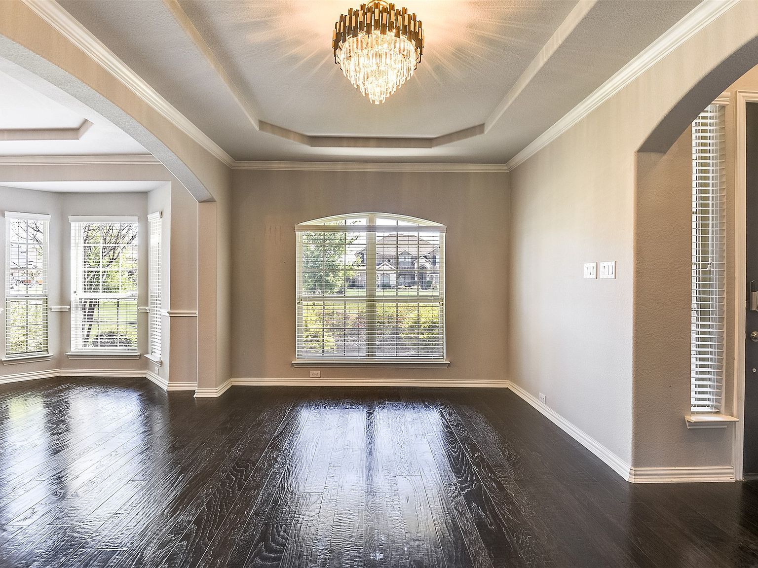 211 Stonegate Way Red Oak, TX 75154 - Thumbnail 5