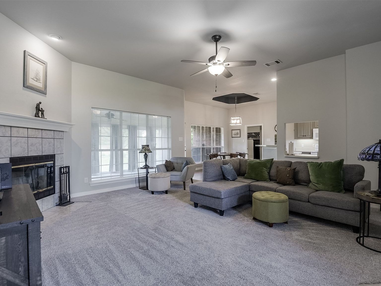 1303 Lariat Cir Red Oak, TX 75154 - Thumbnail 5