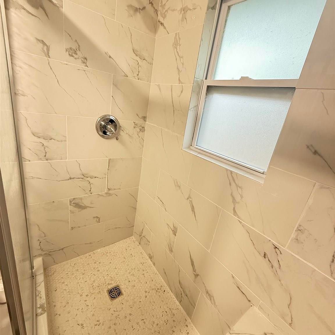 8513 Ryan Ave Pensacola, FL 32534 - Thumbnail 5