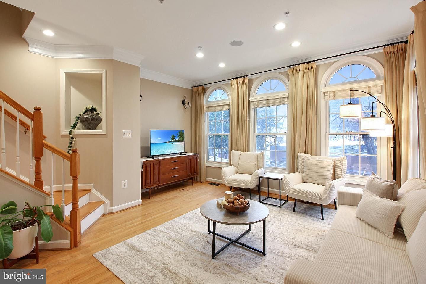 1227 Fidler Ln Silver Spring, MD 20910 - Thumbnail 5