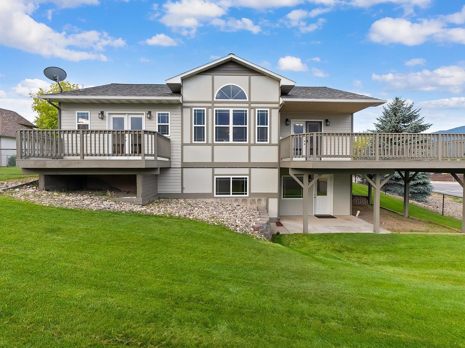 5050 Jordan Ct Missoula, MT 59803 - Thumbnail 5