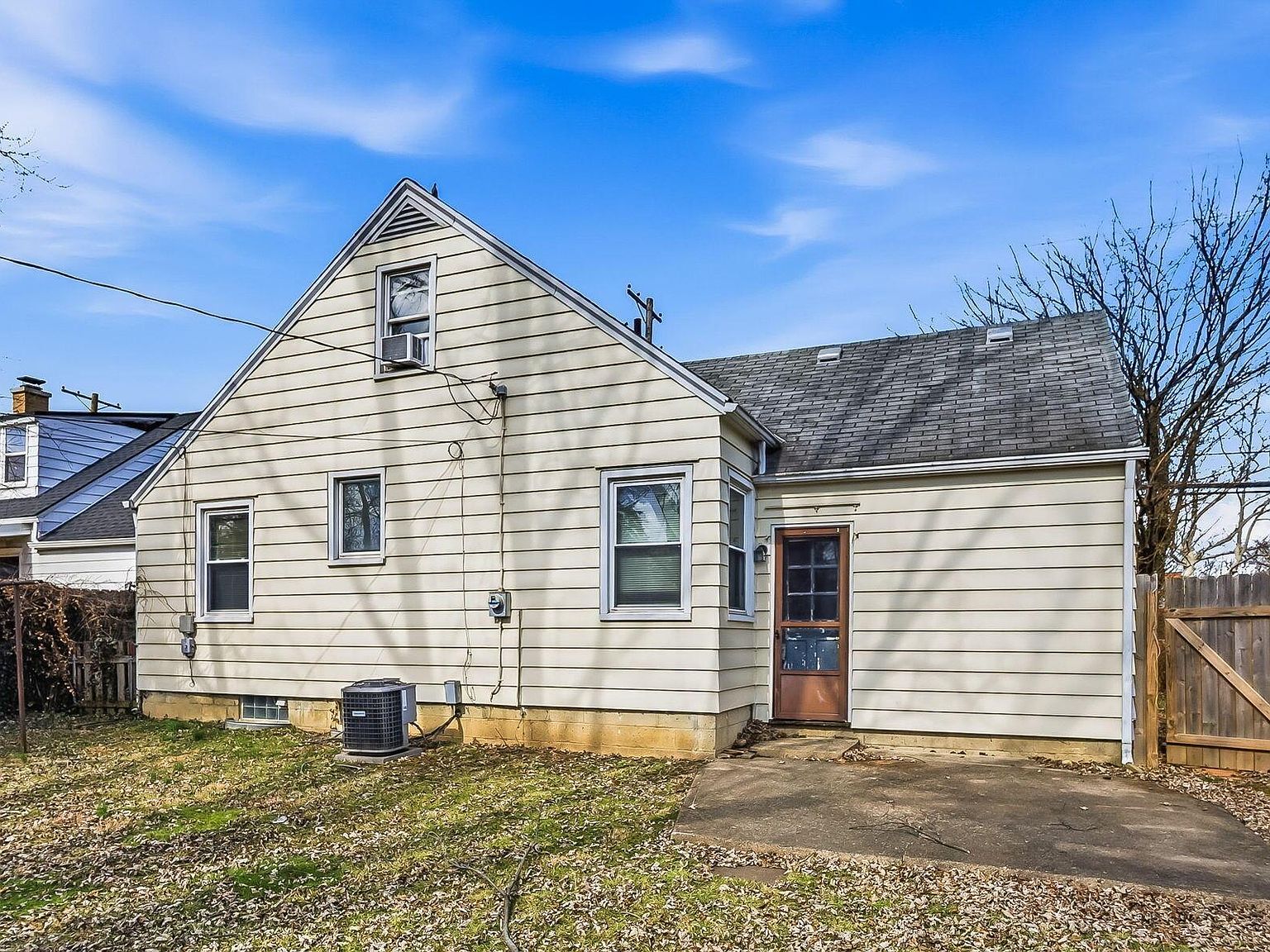 925 Kinnear Rd Columbus, OH 43212 - Thumbnail 5