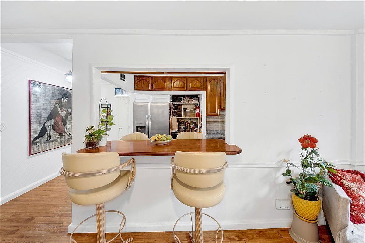 2630 Kingsbridge Ter APT 2 Bronx, NY 10463 - Thumbnail 5