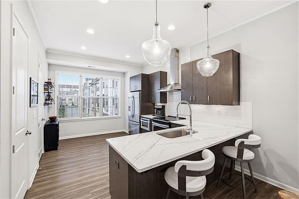 629 Broadview Pl NE Atlanta, GA 30324 - Thumbnail 5