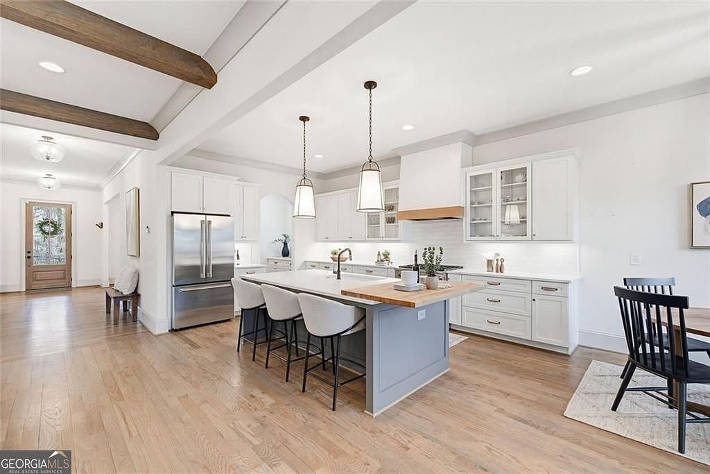 1329 Sylvan Cir NE Atlanta, GA 30319 - Thumbnail 5