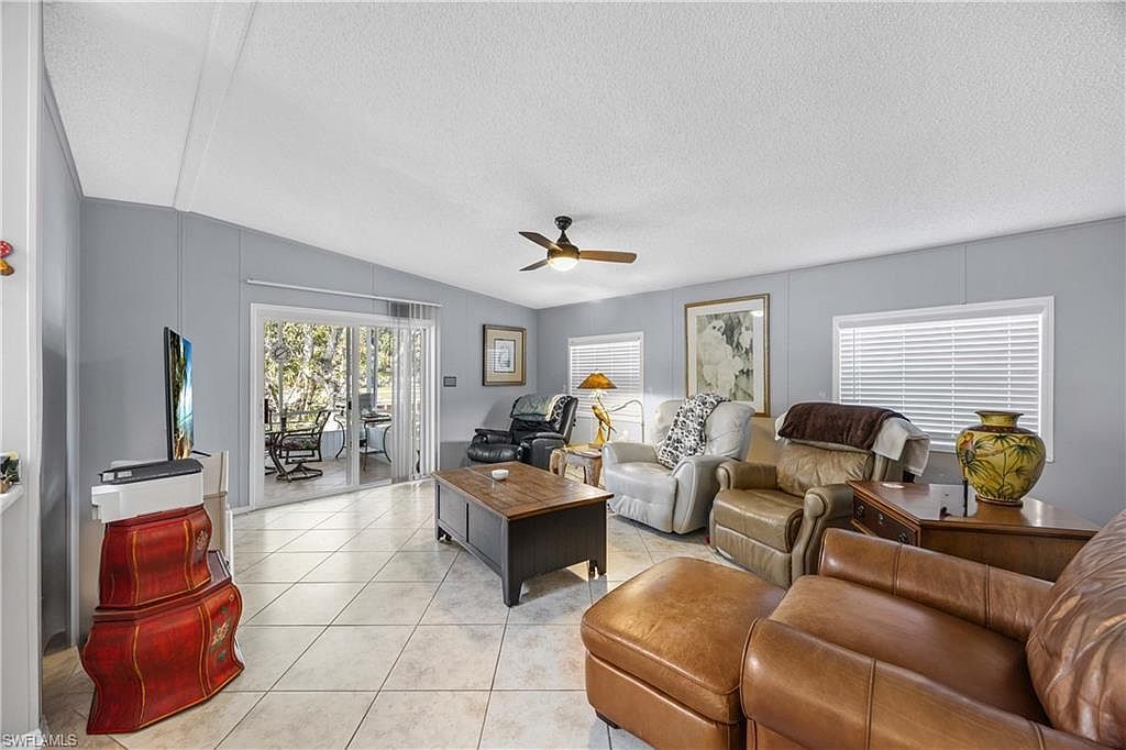 214 Riverwood Rd Naples, FL 34114 - Thumbnail 5