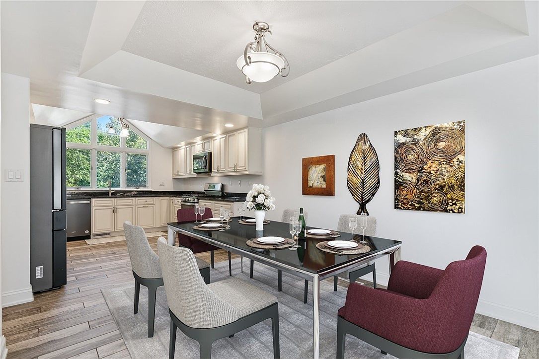 100 Saint Tropez Cir Beaver Falls, PA 15010 - Thumbnail 5