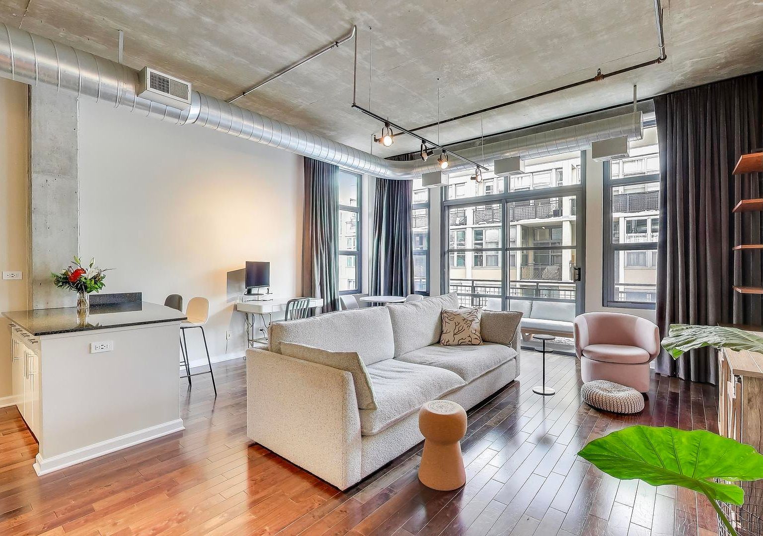 900 N Kingsbury St APT 1019 Chicago, IL 60610 - Thumbnail 5