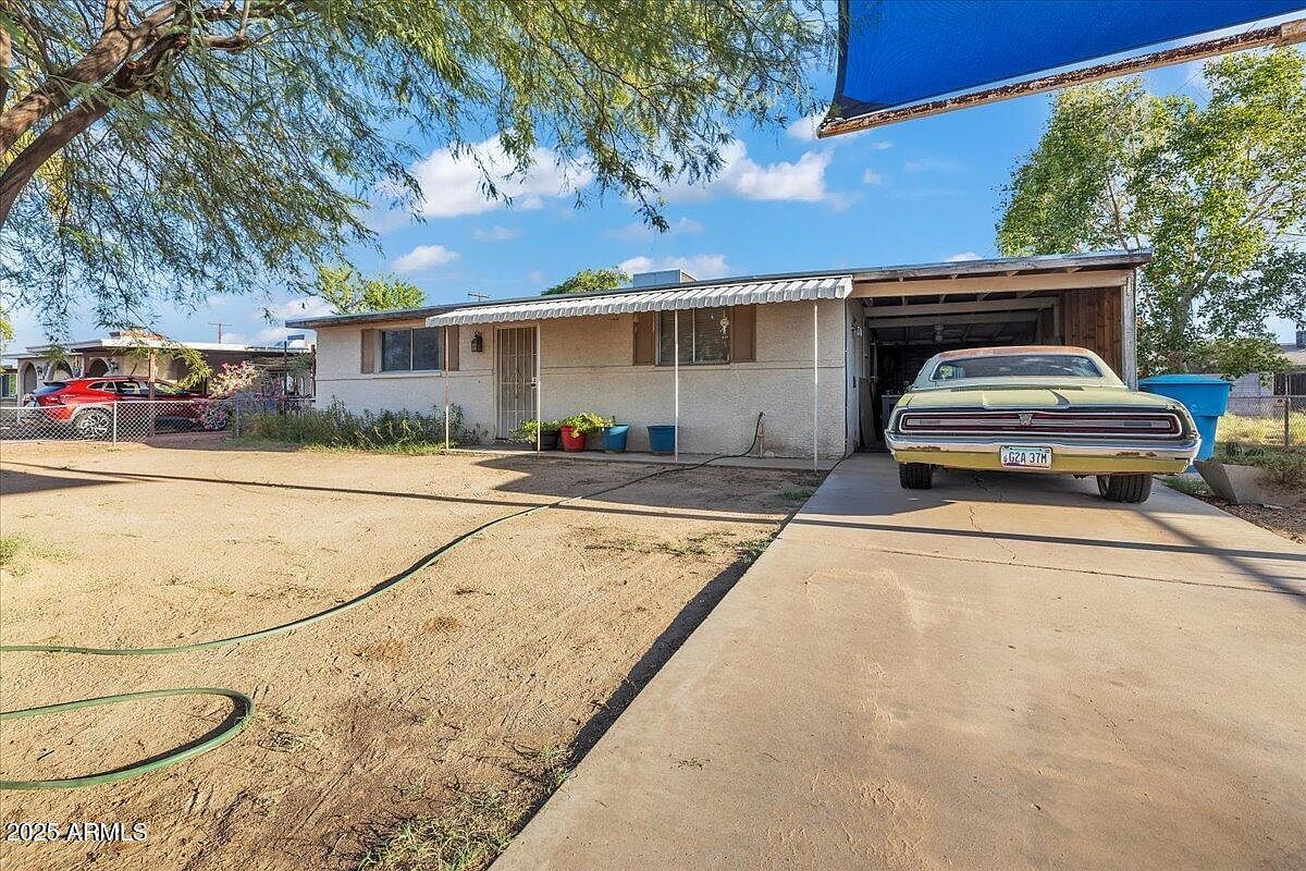 1837 E Pleasant Ln Phoenix, AZ 85042 - Thumbnail 5