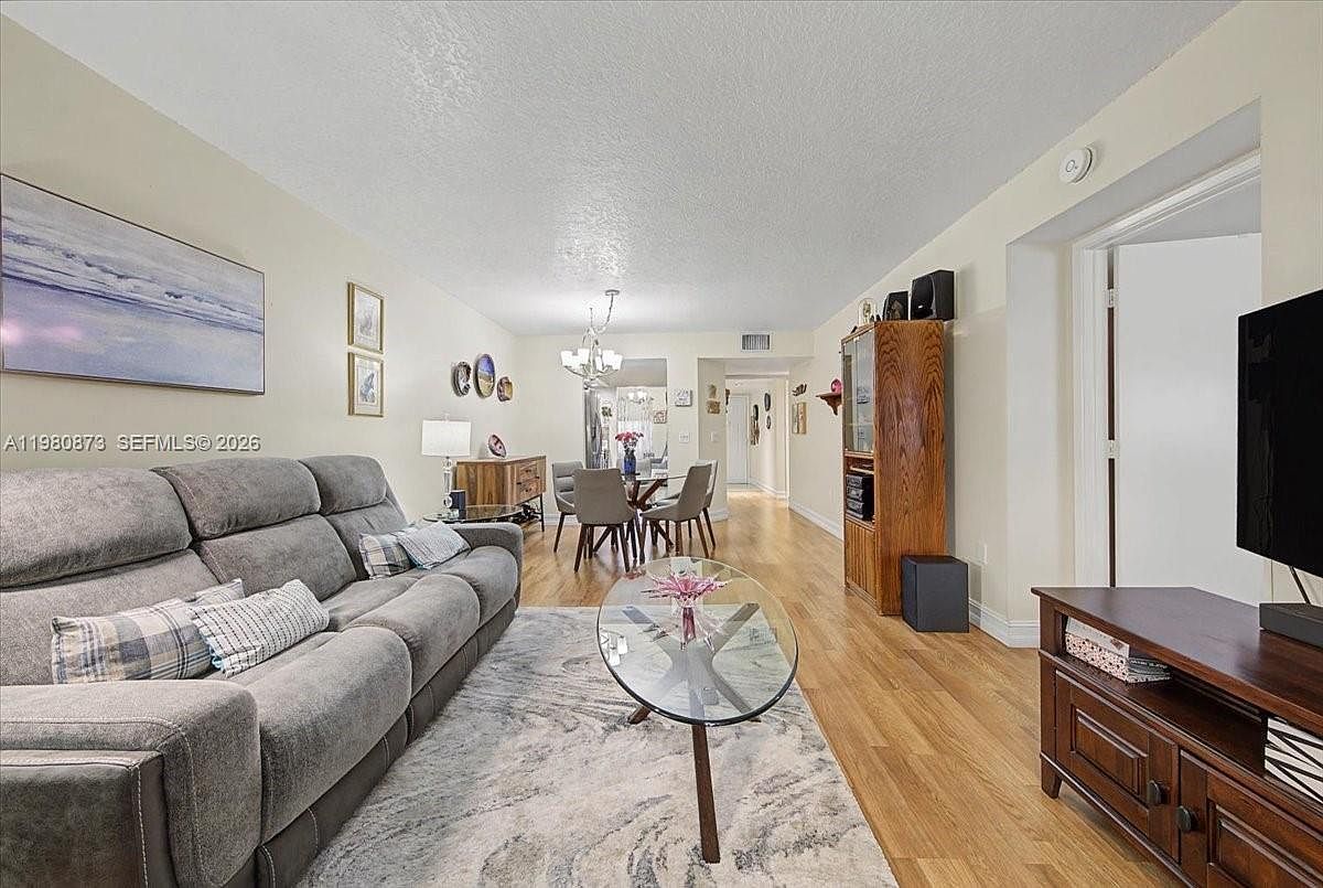 1600 SW 127th Way APT 102C Pembroke Pines, FL 33027 - Thumbnail 5