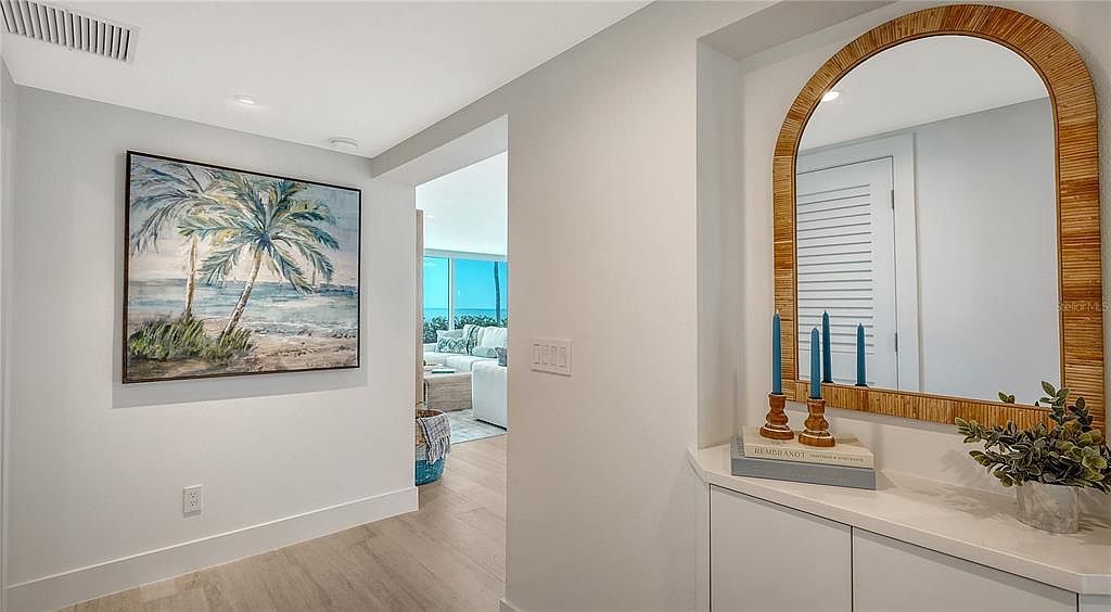 100 Sands Point Rd Unit 114 Longboat Key, FL 34228 - Thumbnail 5