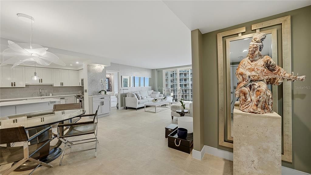 1212 Benjamin Franklin Dr APT 907 Sarasota, FL 34236 - Thumbnail 5