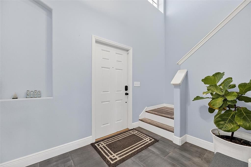 1504 Trailwater St Ruskin, FL 33570 - Thumbnail 5