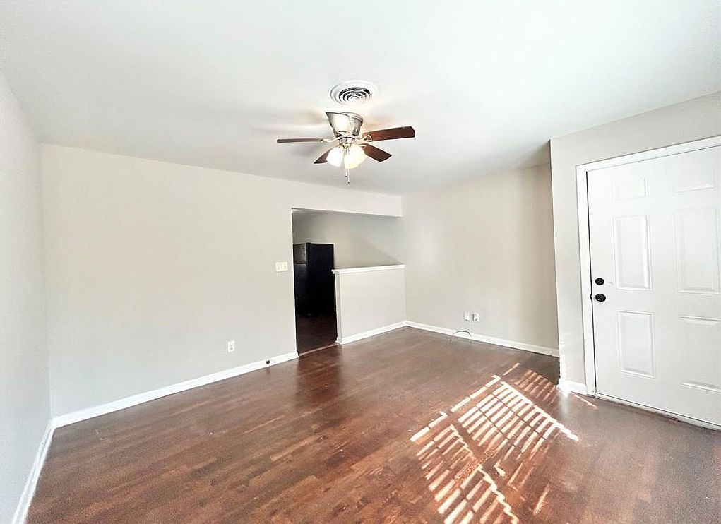 6496 Raymond Dr Union City, GA 30291 - Thumbnail 5