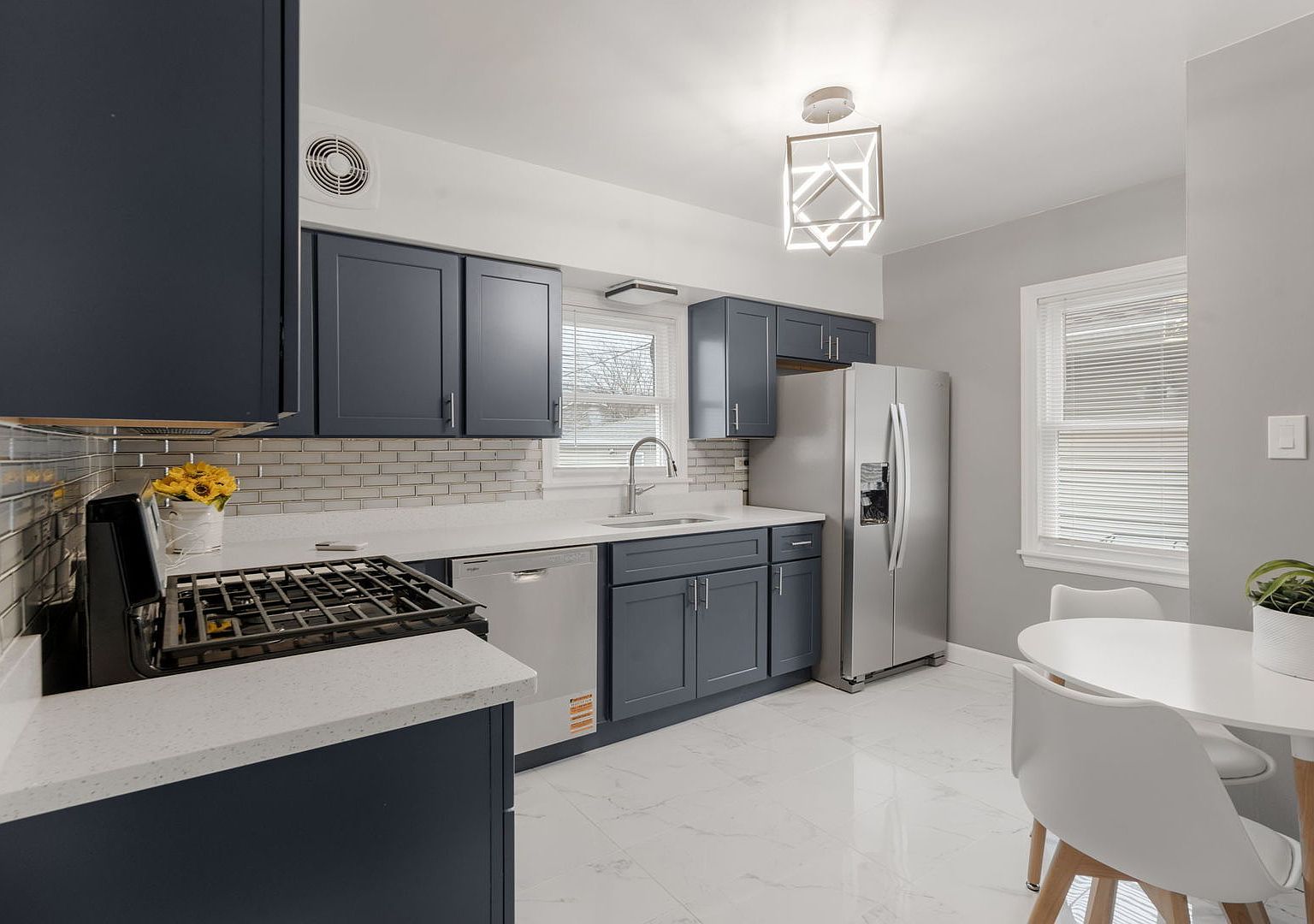 125 Warren St Calumet City, IL 60409 - Thumbnail 5