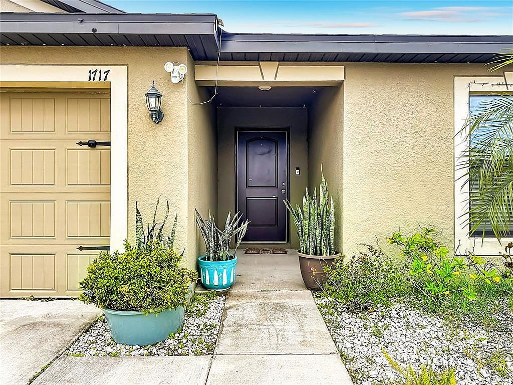 1717 Chatham Green Cir Ruskin, FL 33570 - Thumbnail 5