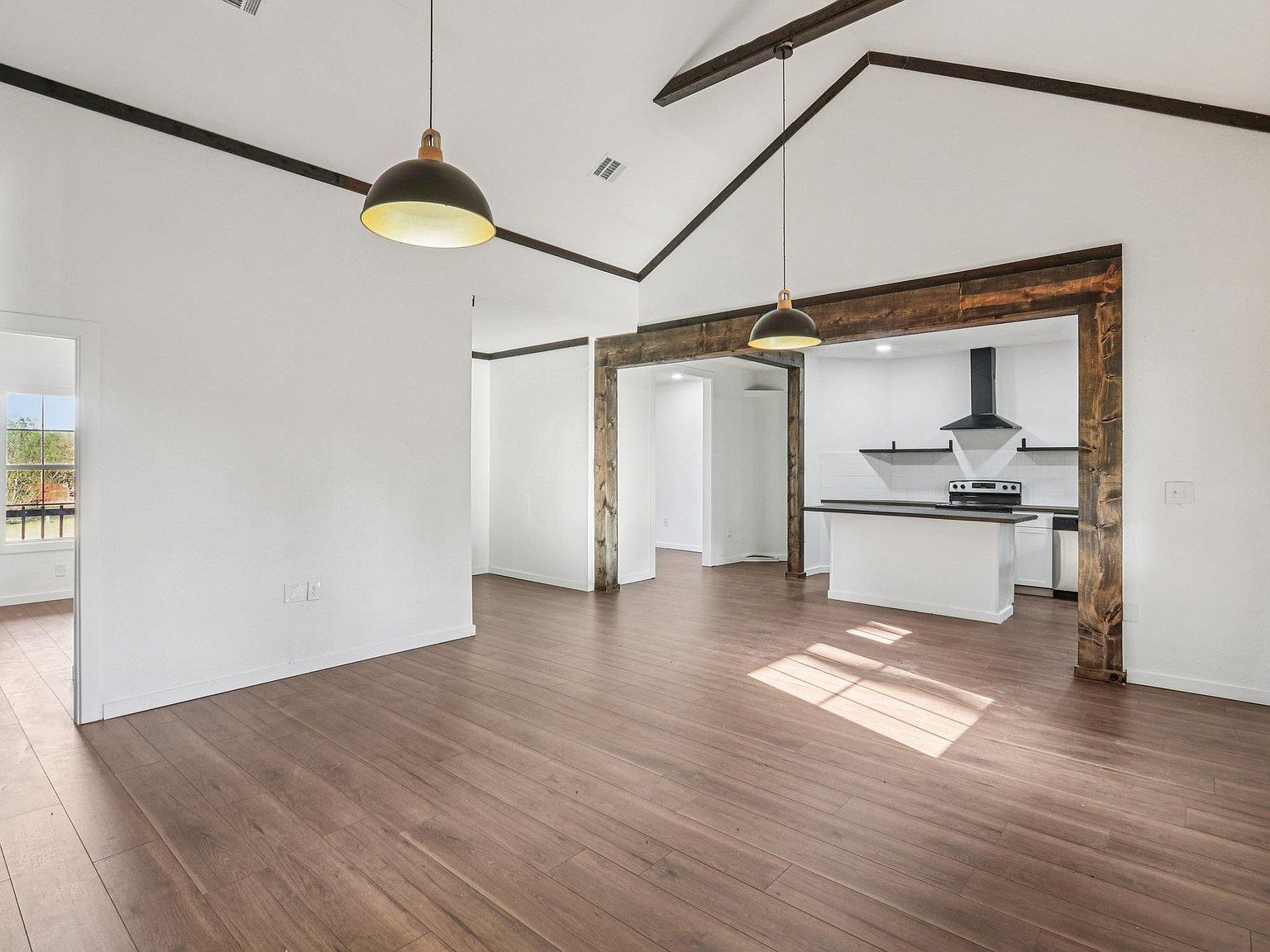 385 Alta Vista Dr Bastrop, TX 78602 - Thumbnail 5