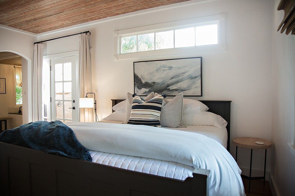 204 S Elk St Fredericksburg, TX 78624 - Thumbnail 5