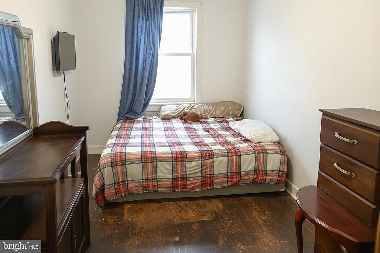 3928 8th St Baltimore, MD 21225 - Thumbnail 5