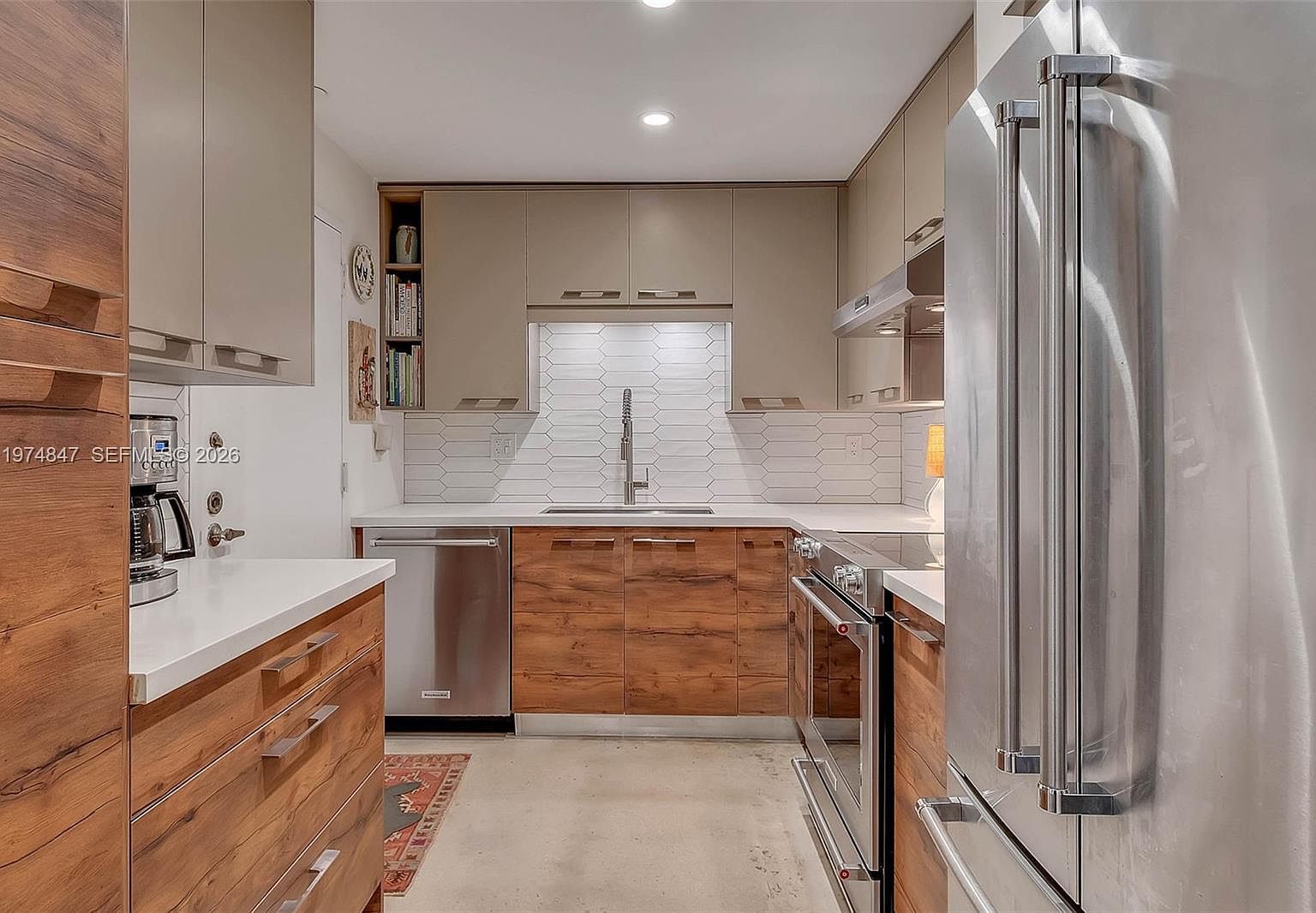 625 Biltmore Way APT 102 Coral Gables, FL 33134 - Thumbnail 5