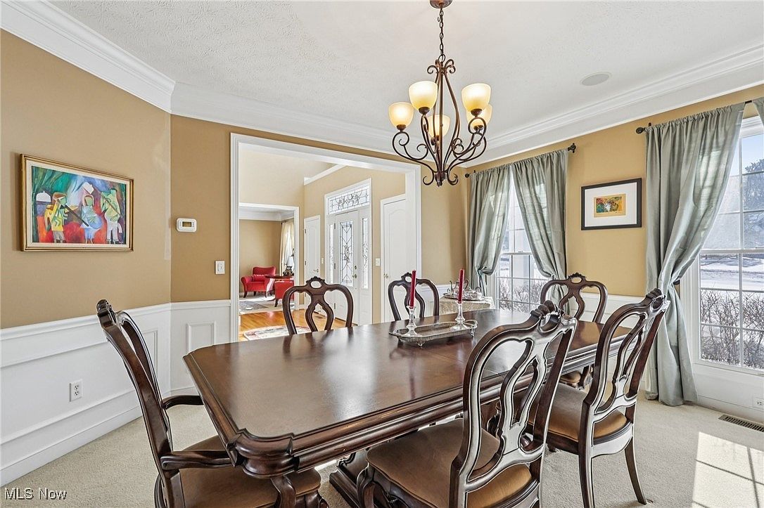 8380 Wembley Ct Chagrin Falls, OH 44023 - Thumbnail 5