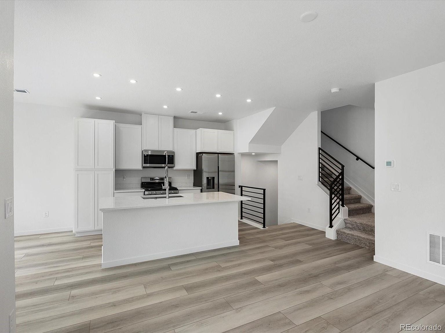 2060 S Holly St Unit 3 Denver, CO 80222 - Thumbnail 5