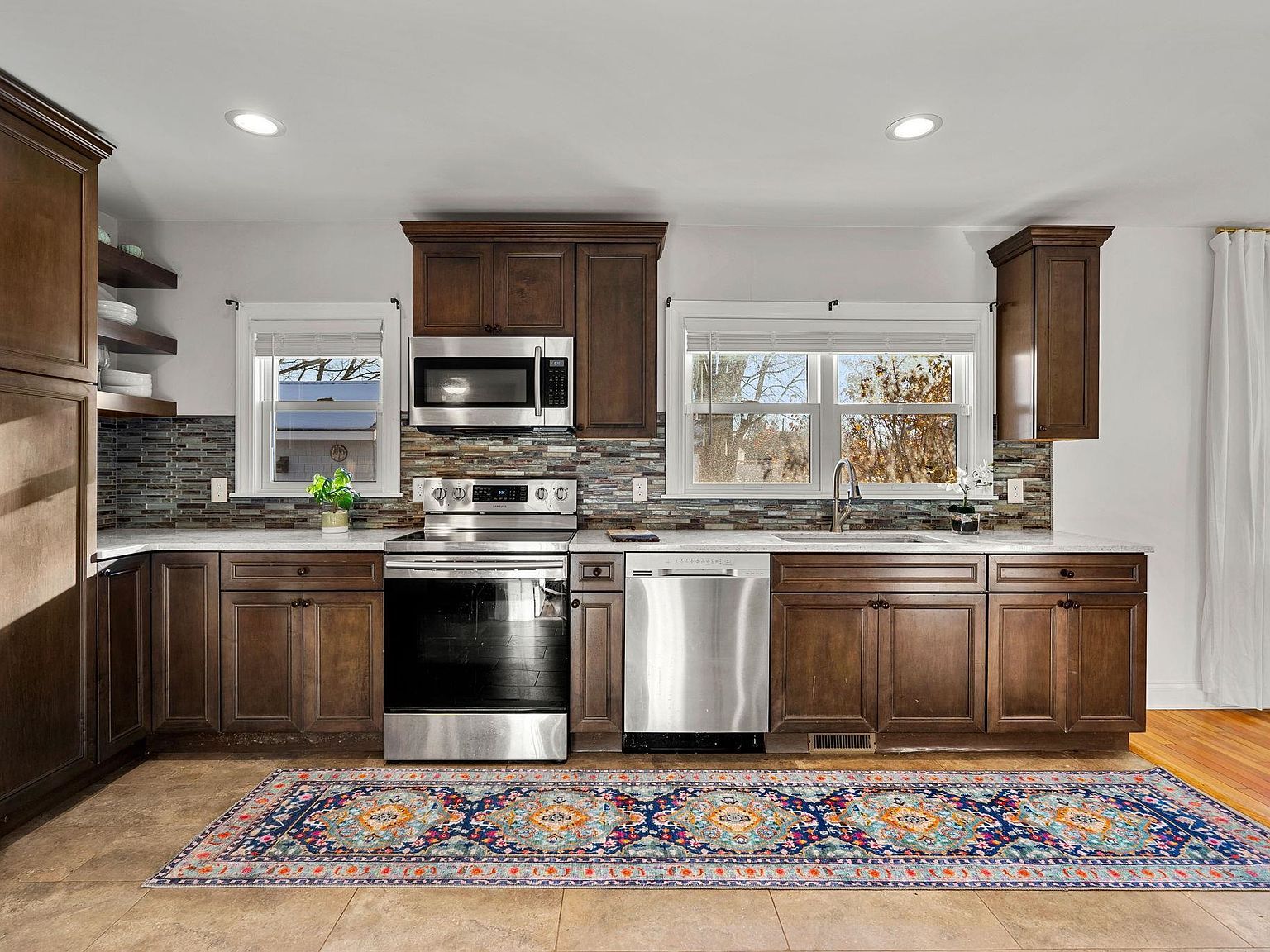 74 College Rd Stratham, NH 03885 - Thumbnail 5