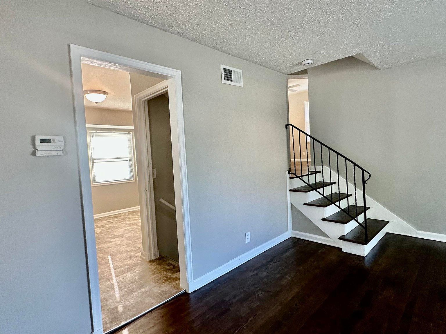 3748 N 43rd St Omaha, NE 68111 - Thumbnail 5