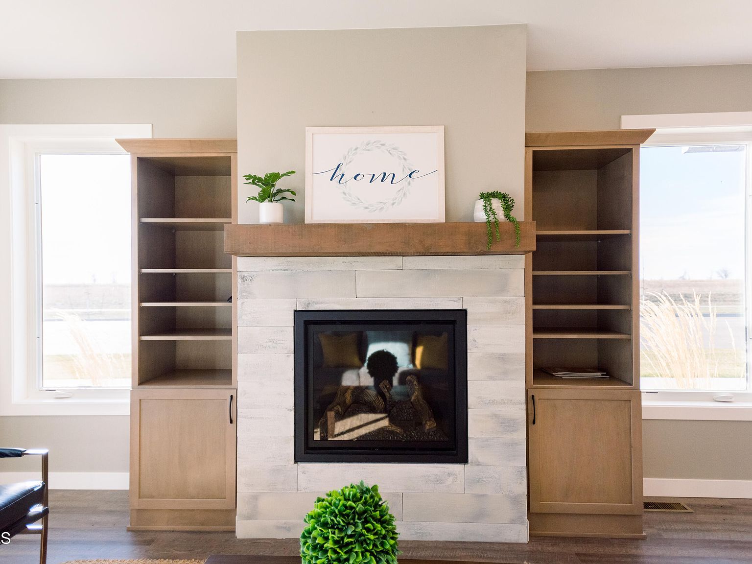 1801 36th Ave W Williston, ND 58801 - Thumbnail 5