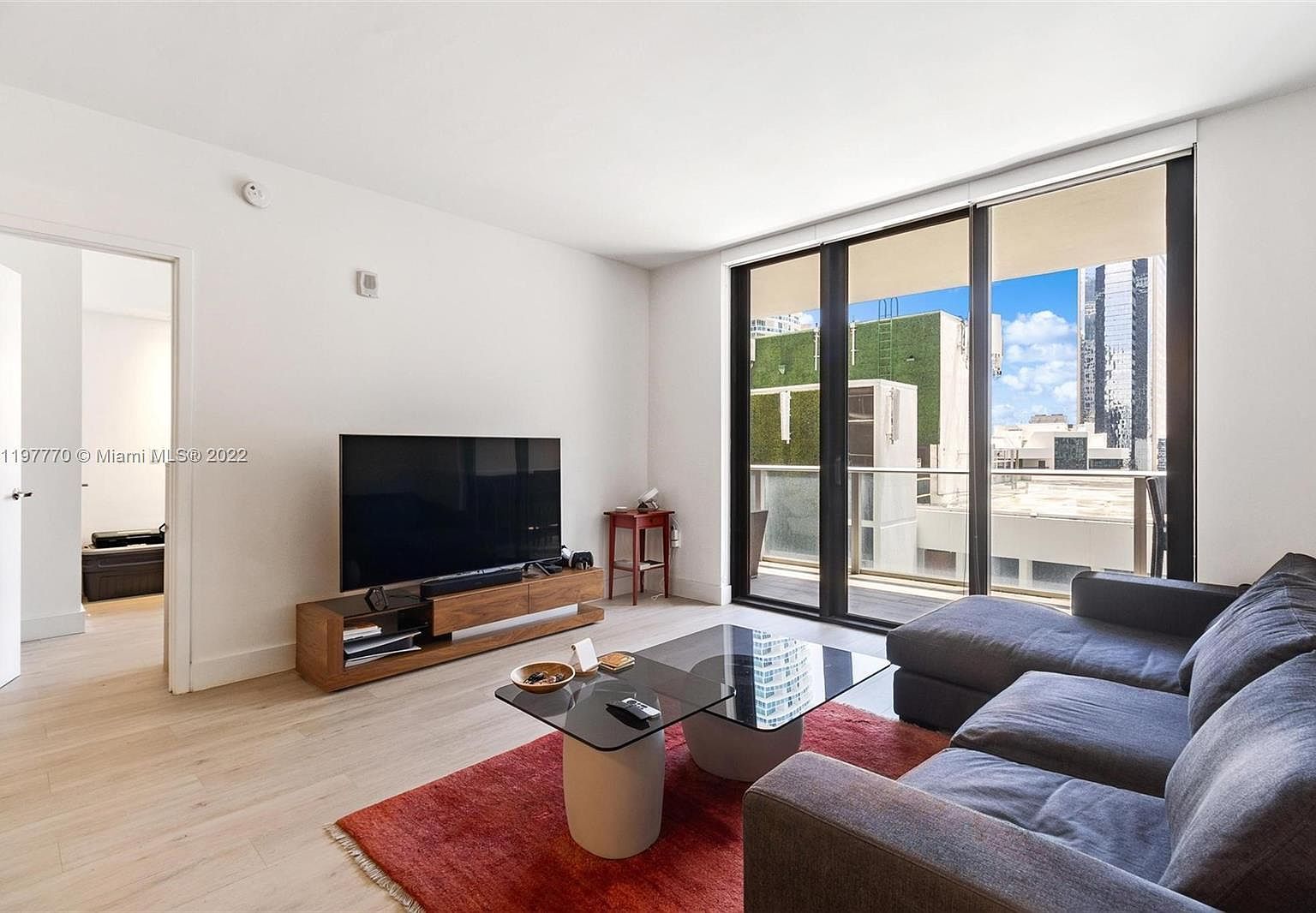 1010 Brickell Ave UNIT 1404 Miami, FL 33131 - Thumbnail 5