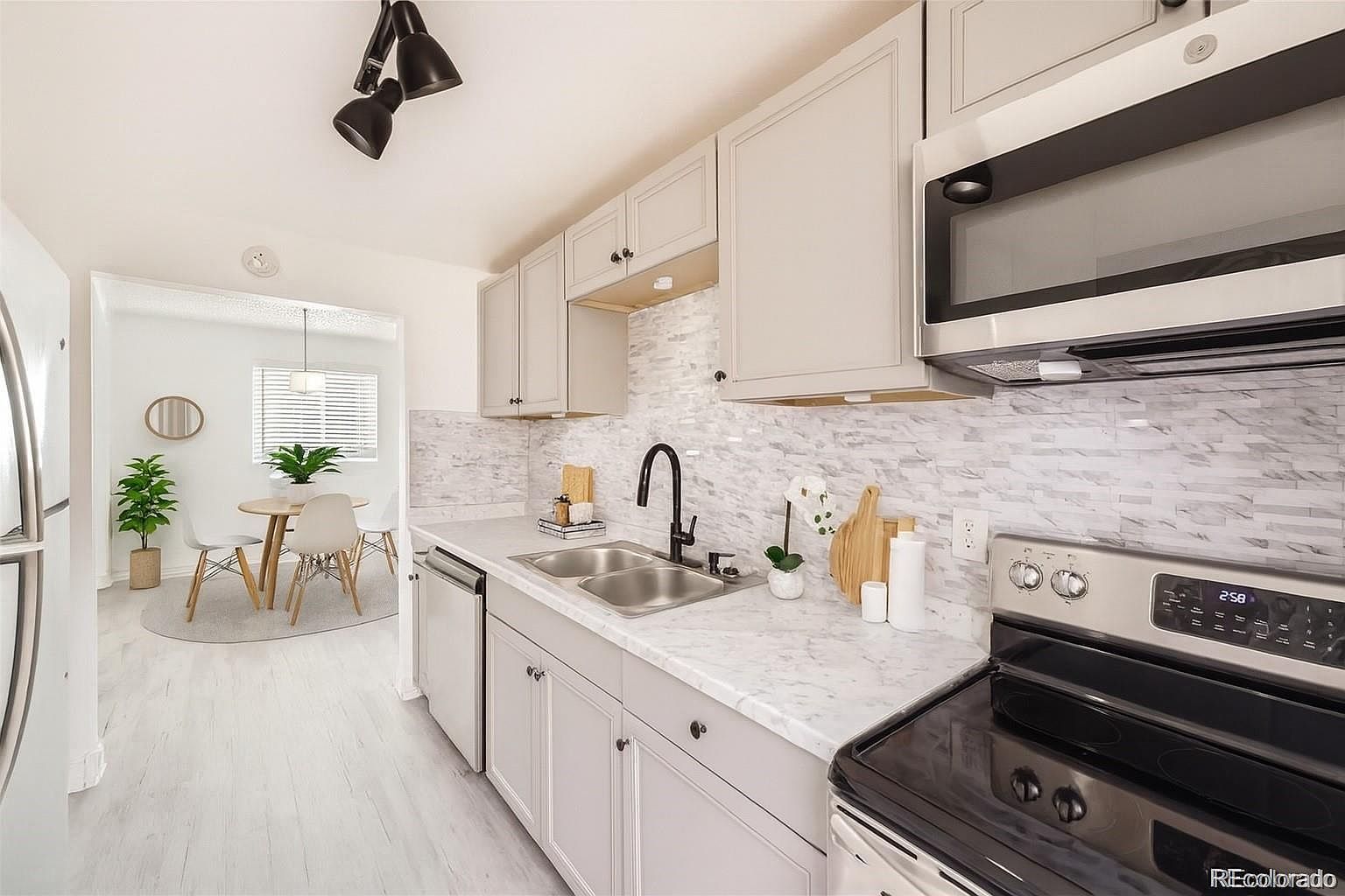 1537 Xenia St Denver, CO 80220 - Thumbnail 5