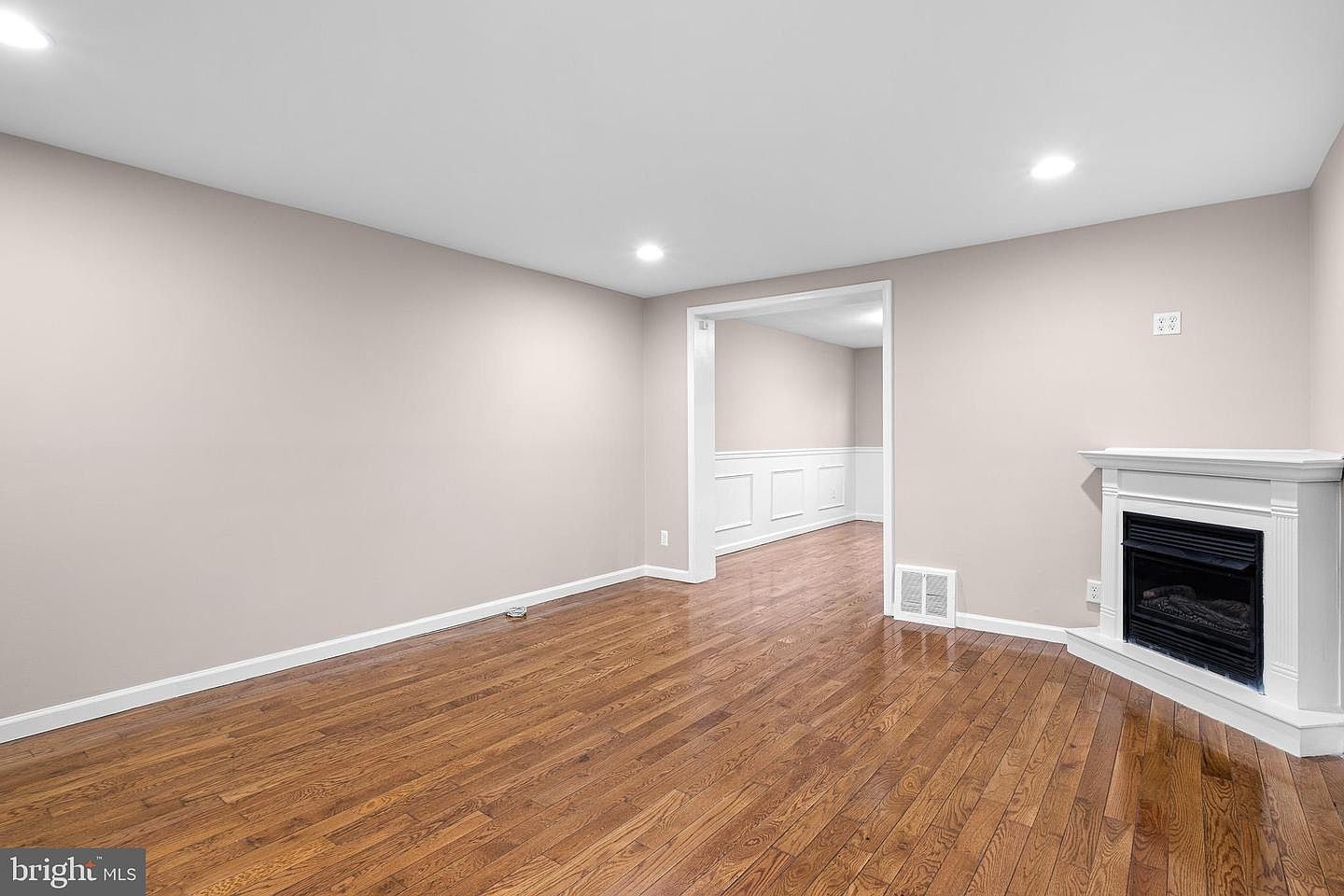 3037 W Court Ave Claymont, DE 19703 - Thumbnail 5