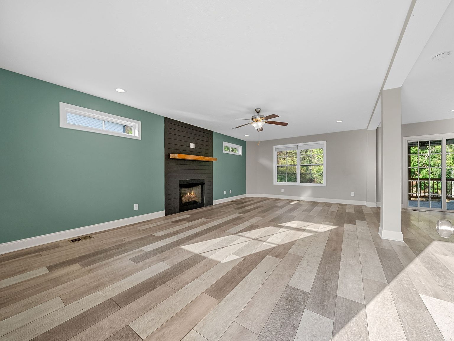 1717 Rains Rd Clarksville, TN 37042 - Thumbnail 5