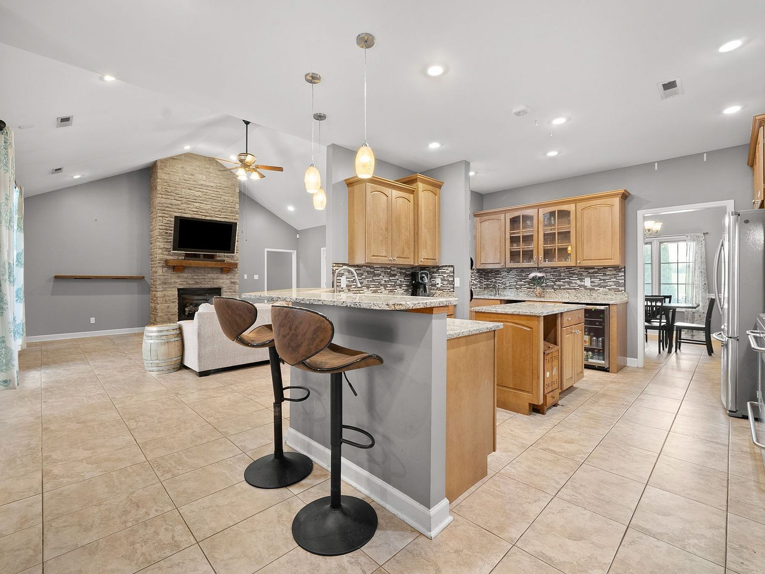 6091 Harmony Grove Rd Hopkinsville, KY 42240 - Thumbnail 5