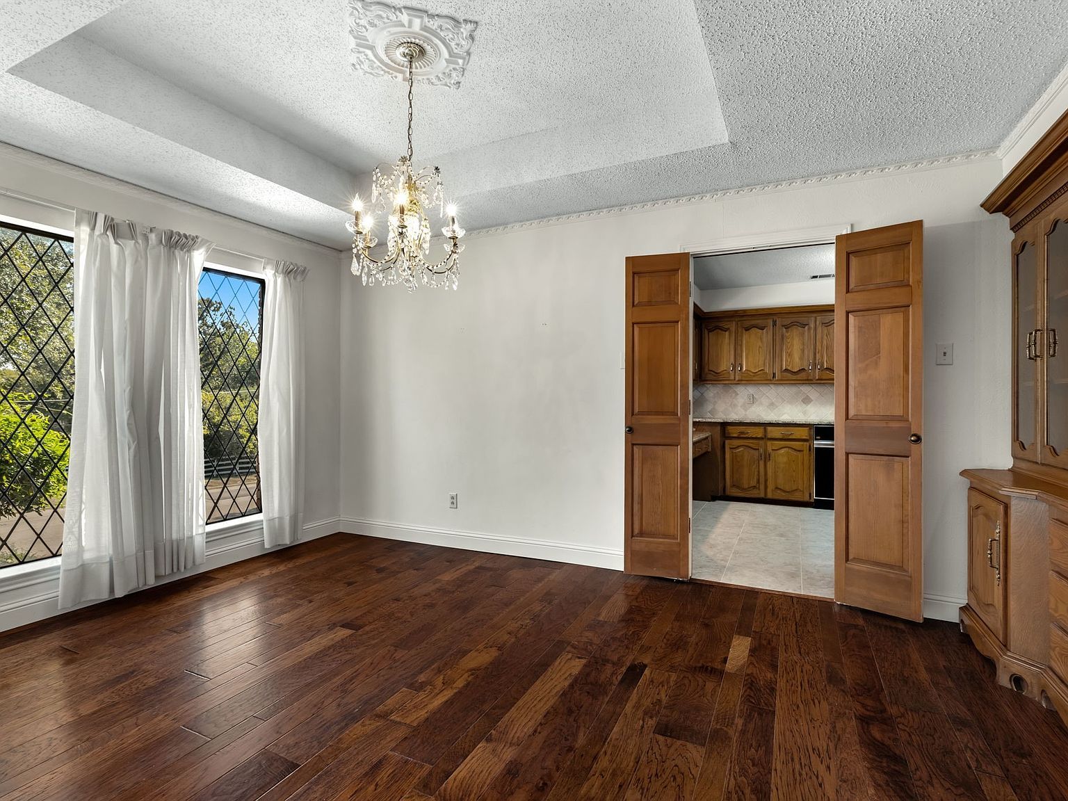 2813 Country Club Rd Garland, TX 75043 - Thumbnail 5