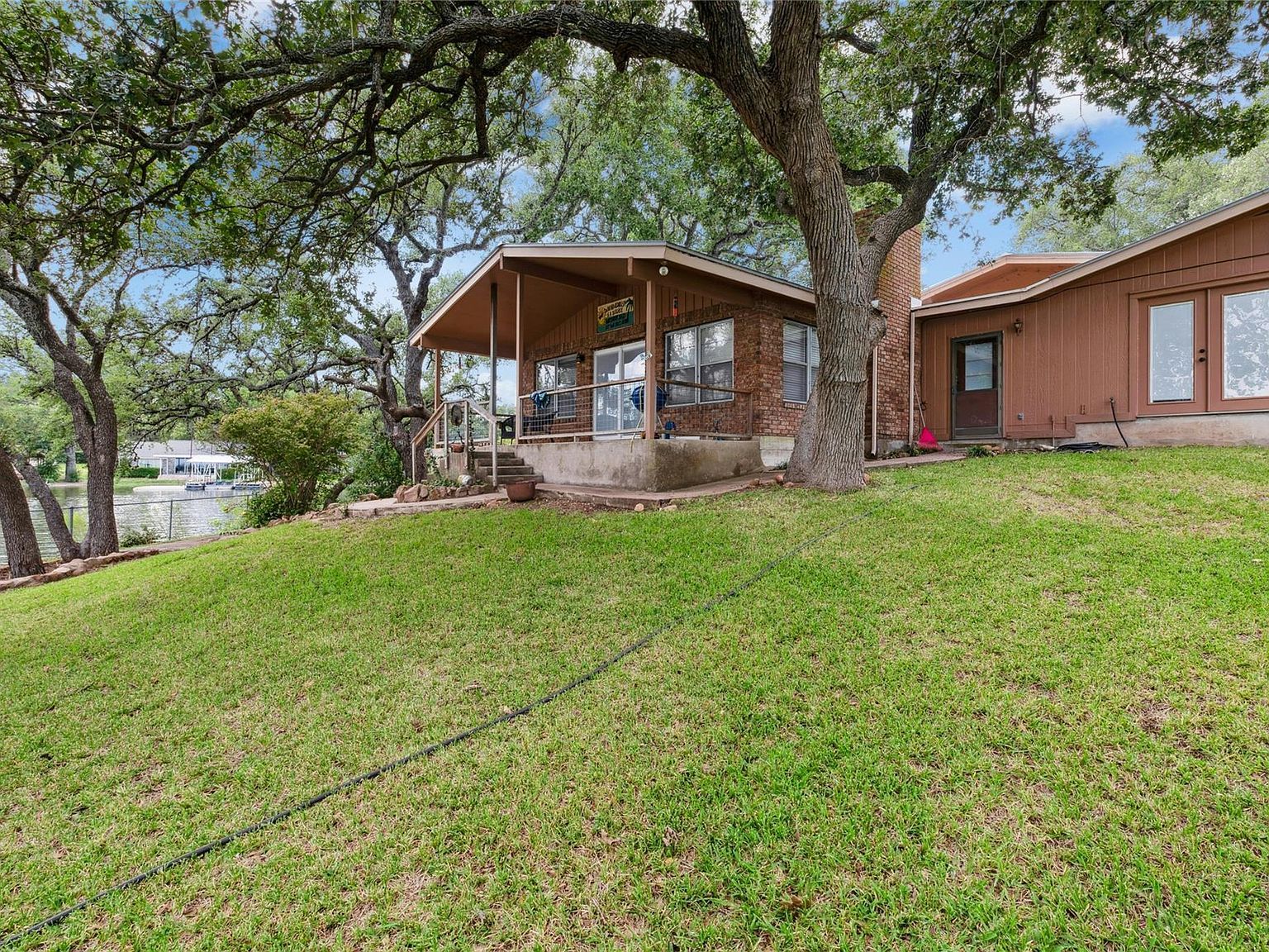 110 Island Lodges Ln Buchanan Dam, TX 78609 - Thumbnail 5