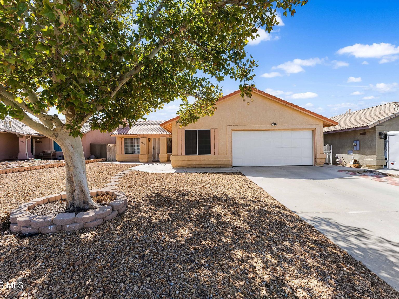 1208 Oakwood Ln Rosamond, CA 93560 - Thumbnail 5