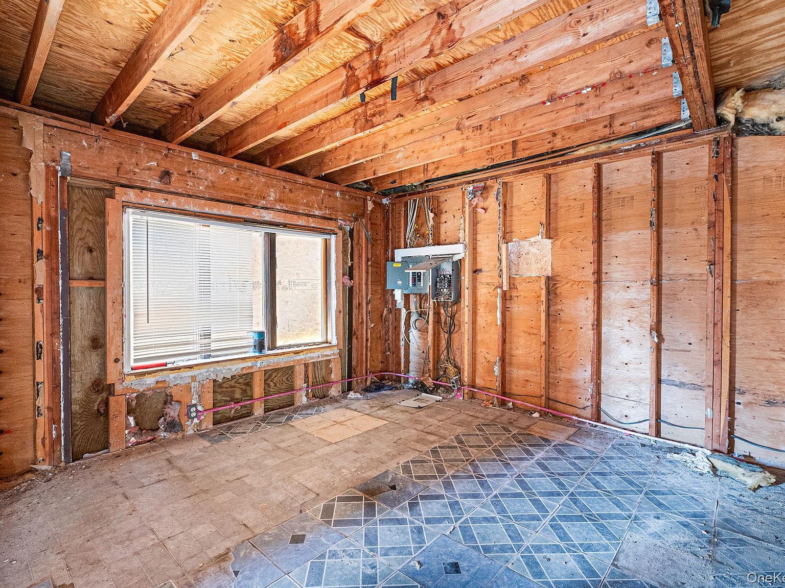 53 Hounslow Rd Shirley, NY 11967 - Thumbnail 5