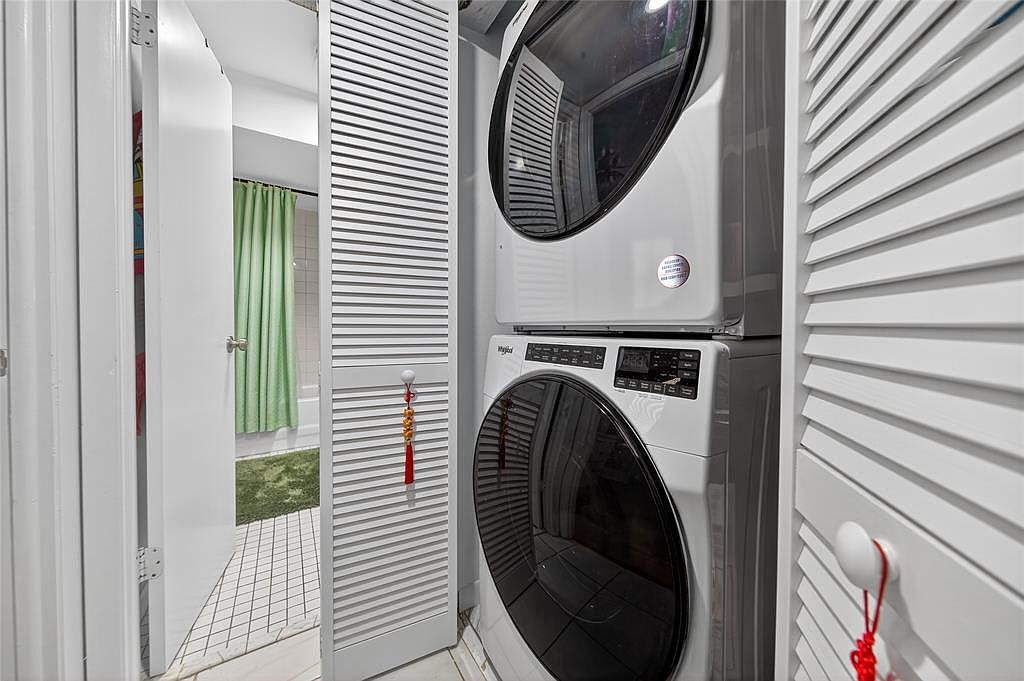 10145 Sunrise Lakes Blvd APT 406 Sunrise, FL 33322 - Thumbnail 5