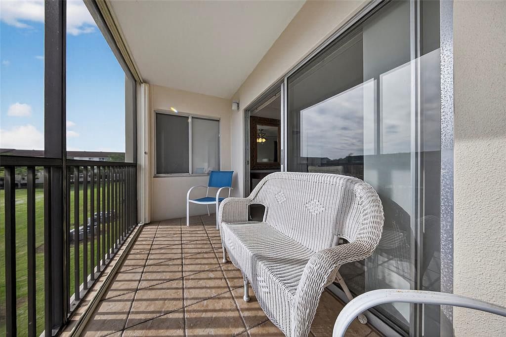 12750 SW 15th St APT 303D Pembroke Pines, FL 33027 - Thumbnail 5