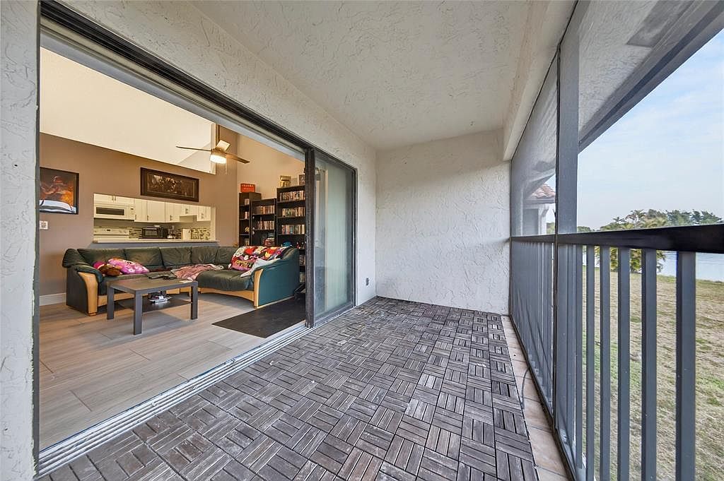 204 Lincoln Ct #204 Deerfield Beach, FL 33442 - Thumbnail 5