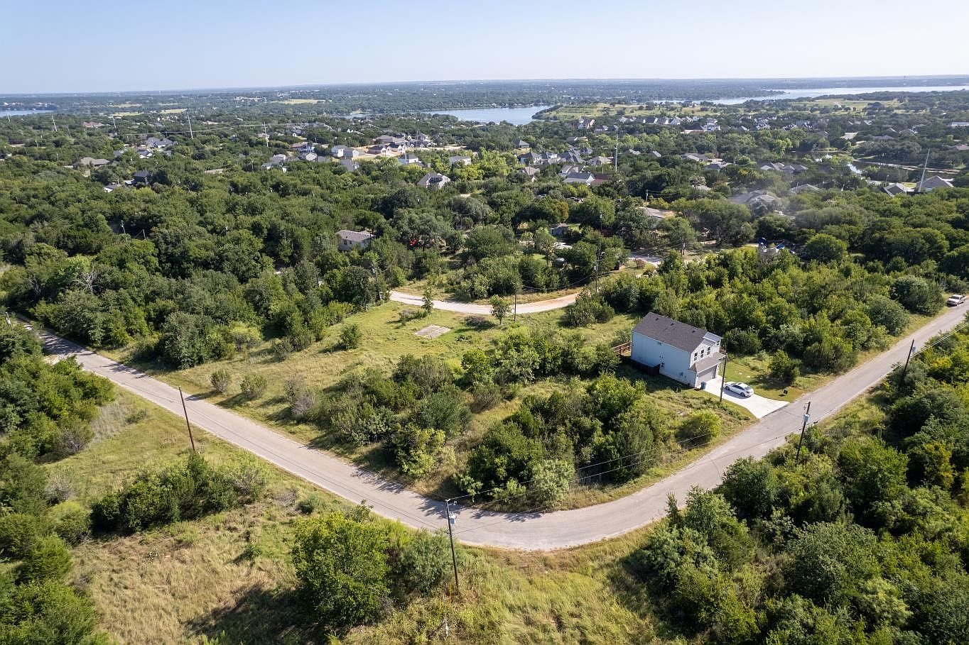 5652 Black Pine Cir Granbury, TX 76048 - Thumbnail 5