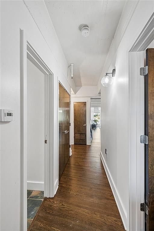 3001 Gillham Rd APT 206 Kansas City, MO 64108 - Thumbnail 5