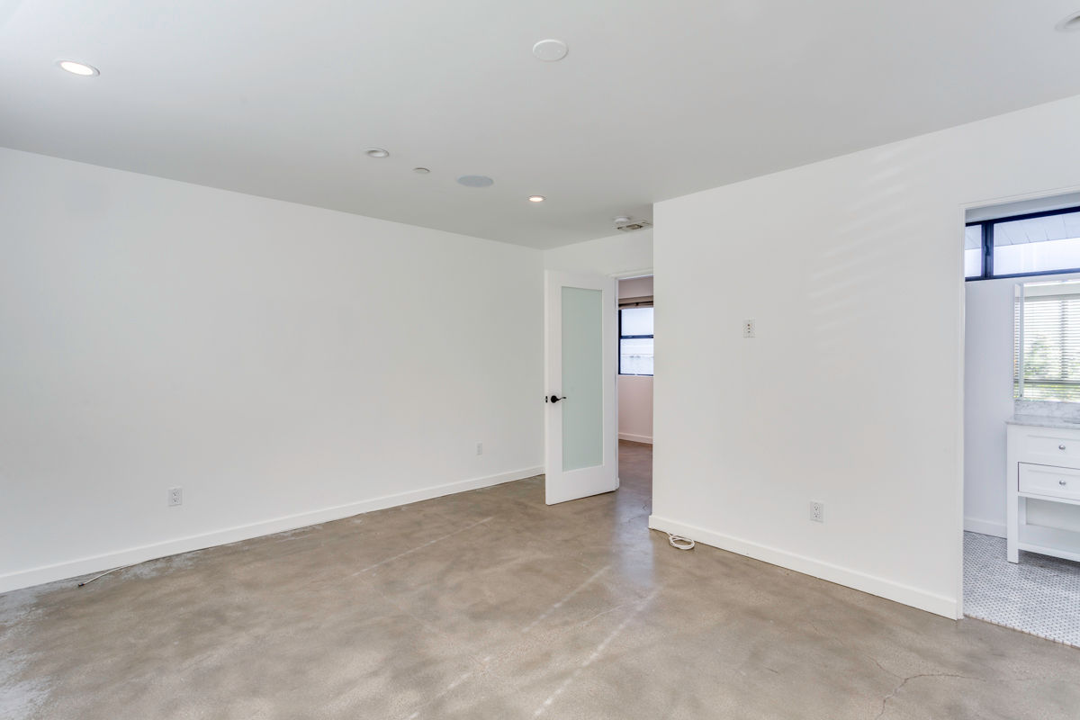 643 1/2 North Hayworth Avenue, Los Angeles, CA, USA, 90048 - Thumbnail 5