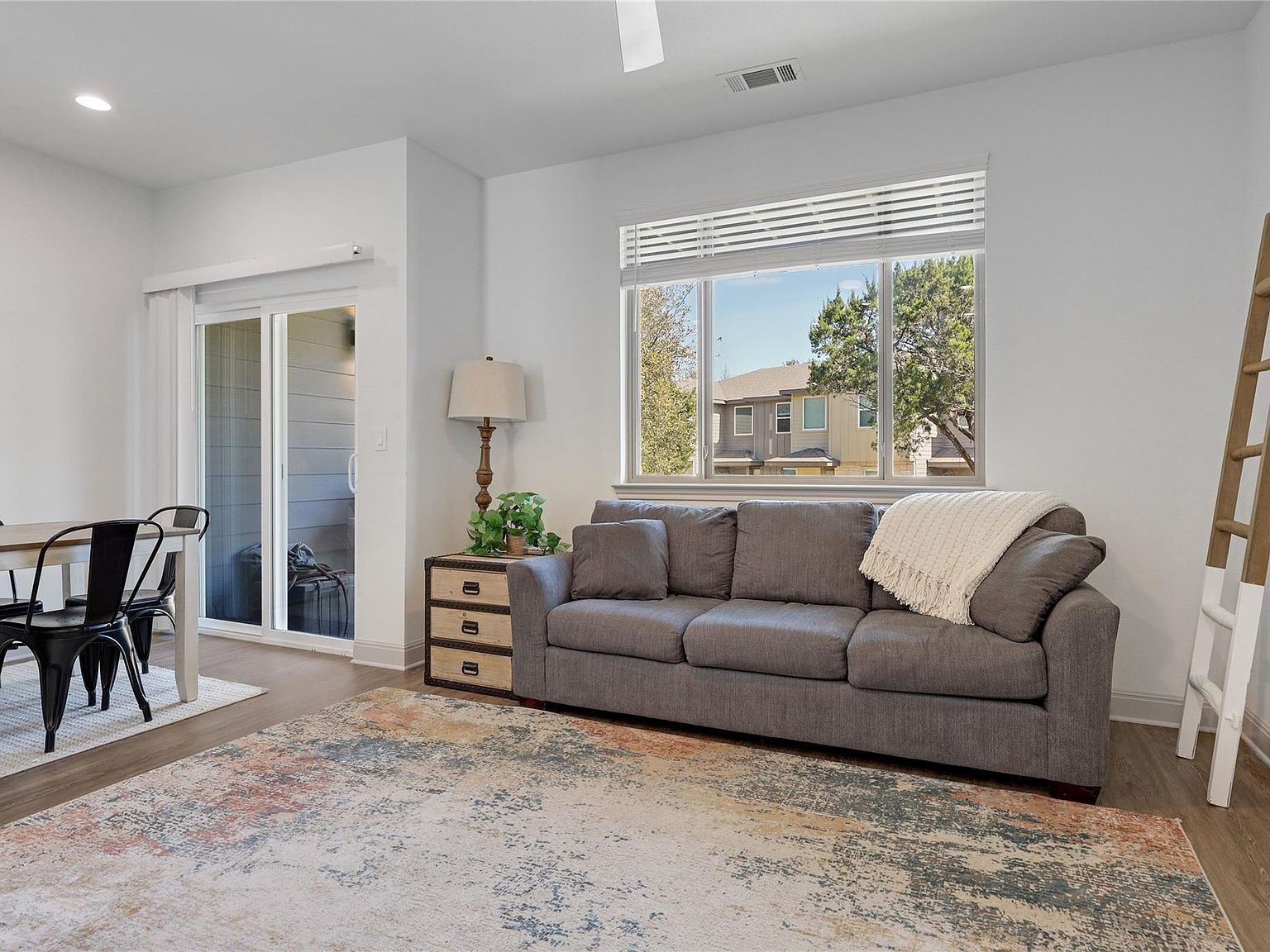 524 Palmer Dr Leander, TX 78645 - Thumbnail 5