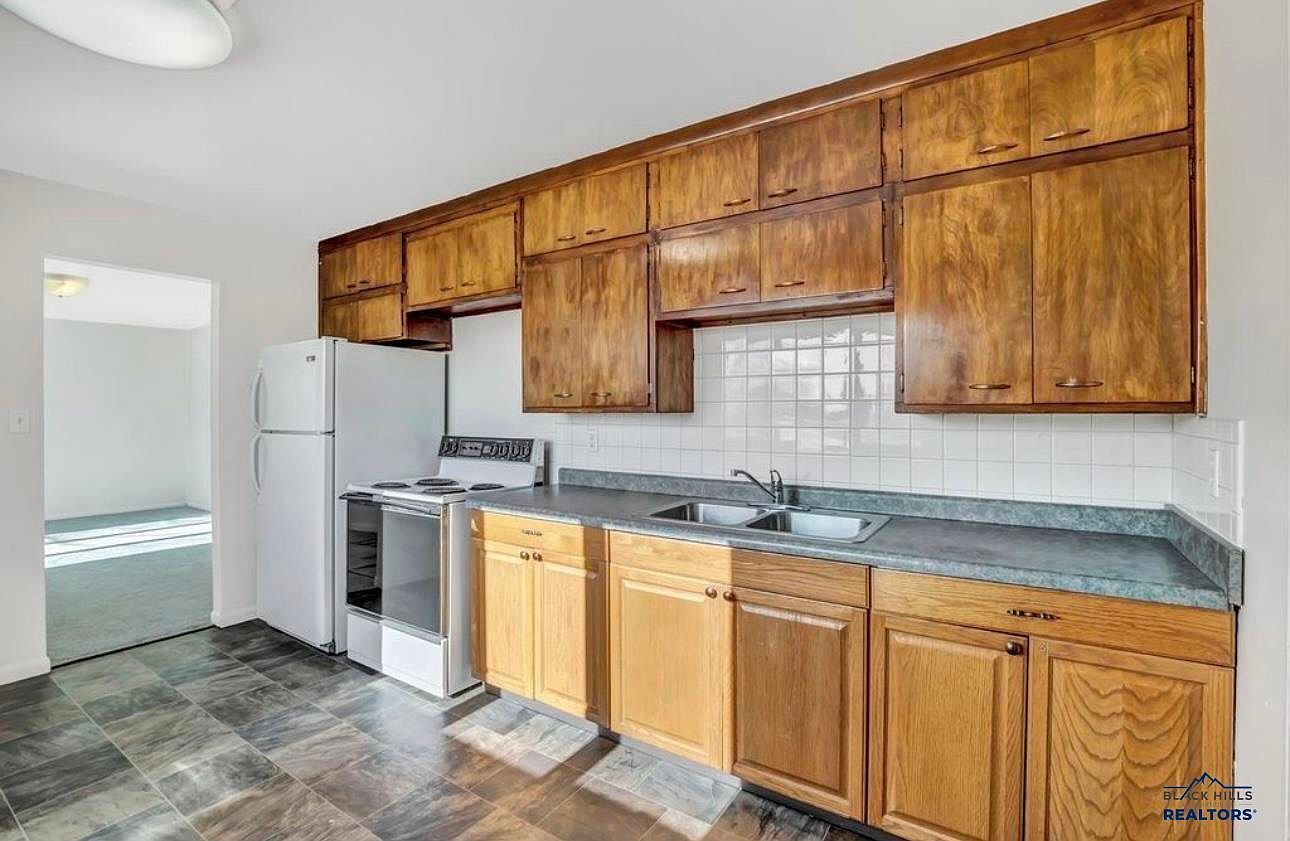 406 E Adams St Rapid City, SD 57701 - Thumbnail 5